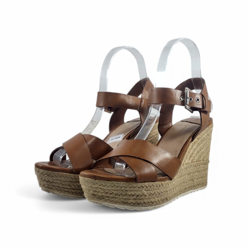 Stradivarius - Image 2