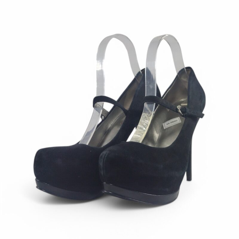 Guess - Image 2