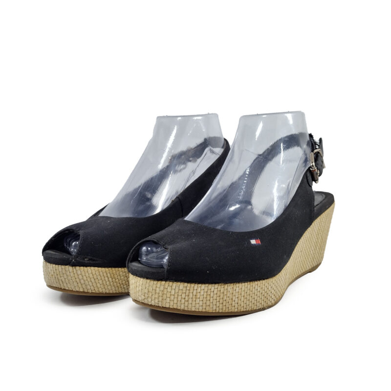 Tommy Hilfiger - Image 2