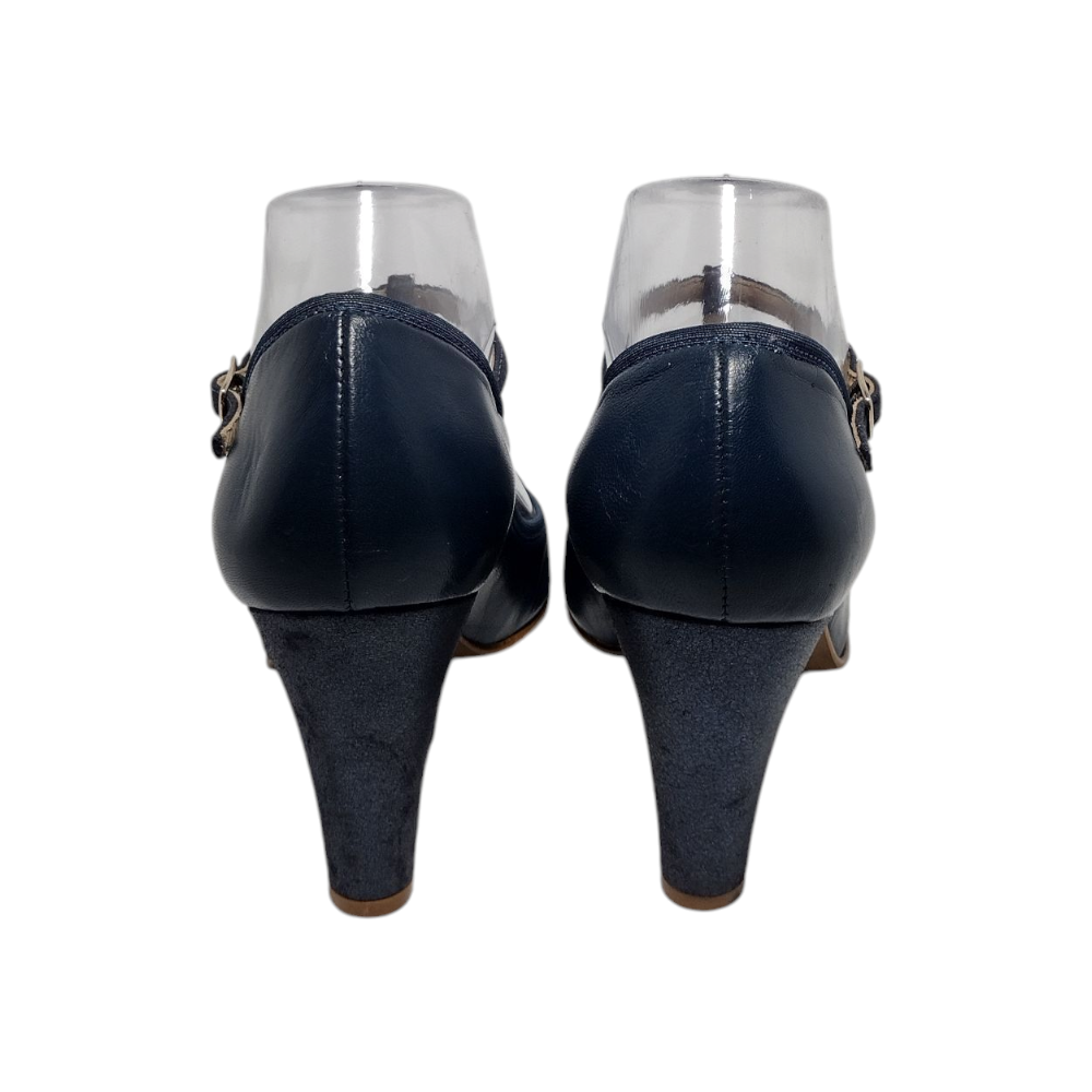Hush Puppies - Image 2